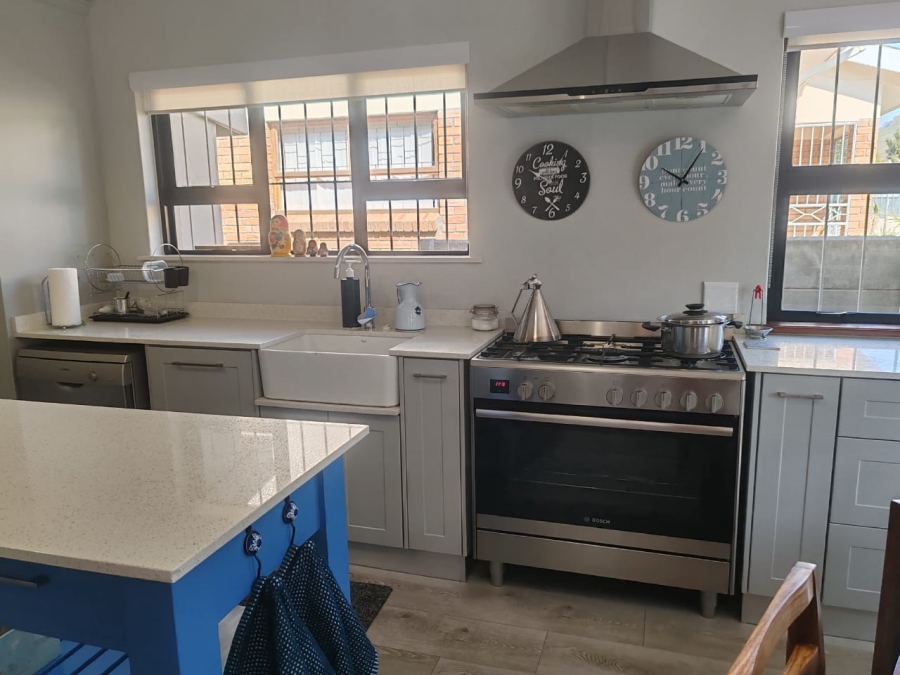 3 Bedroom Property for Sale in Klein Berlyn Western Cape